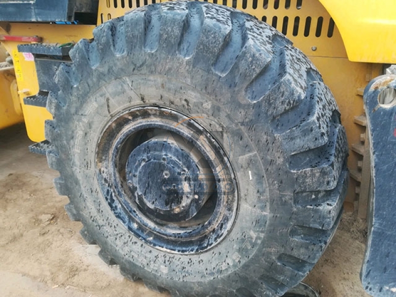 Shantui SR26M-3 26 Ton Vibratory Road Roller 140KW Weichai Engine