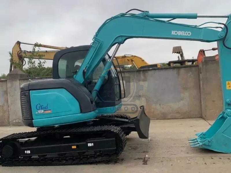 Kobelco SK70SR Mini Excavator Second Hand Hydraulic Crawler 2200KW