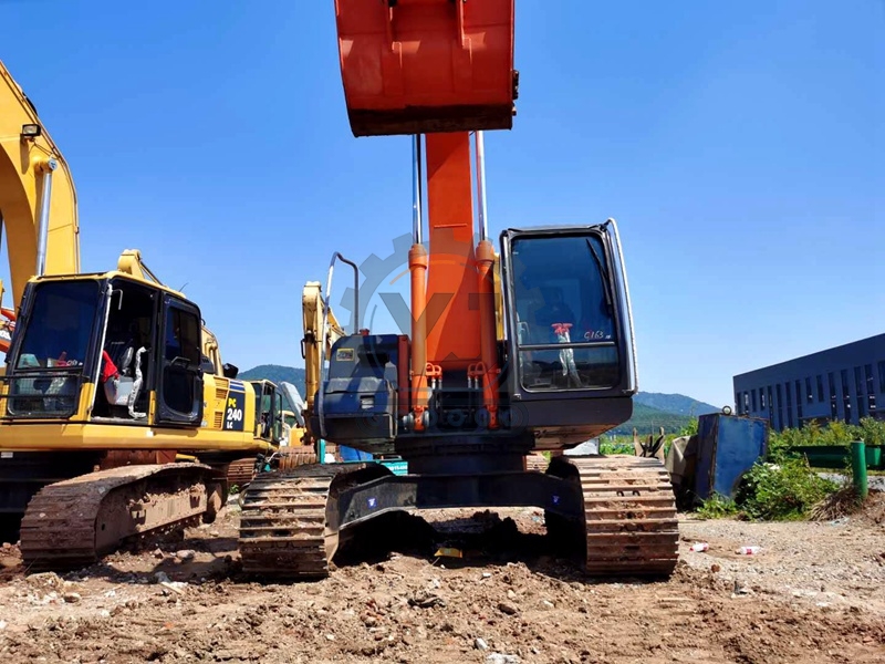 Used HITACHI ZX240-3 Original Japan Made Hitachi ZAXIS 240 ZX240 Used Excavator for Sale