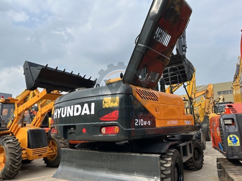 21 Ton Hyundai R210w-9 Used Crawler Excavator Earth Moving Equipment Robex 210w