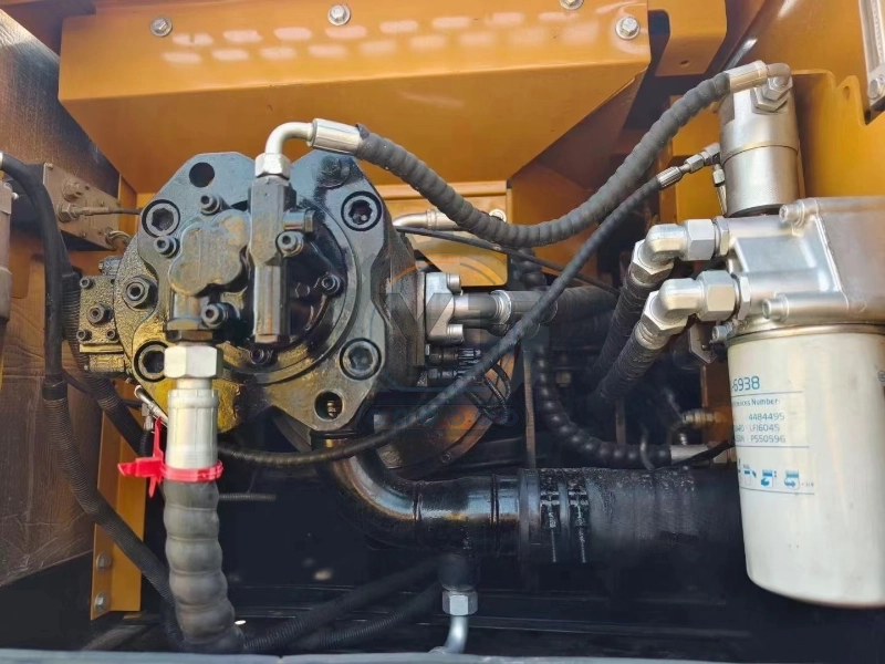 Sany SY235C MEDIUM 23.5t Hydraulic Crawler Excavator Second Hand Used Wheel Excavator SY235 SY235C