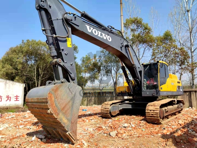 Used Volvo EC380D excavator used machinery used excavator 138KW 25tons 2m3 for sale