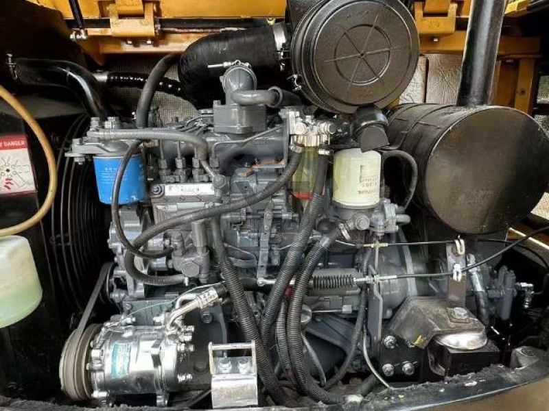Compact Mini Sany SY60C Used Excavator With Hydraulic Thumb Clamp Quick Connection