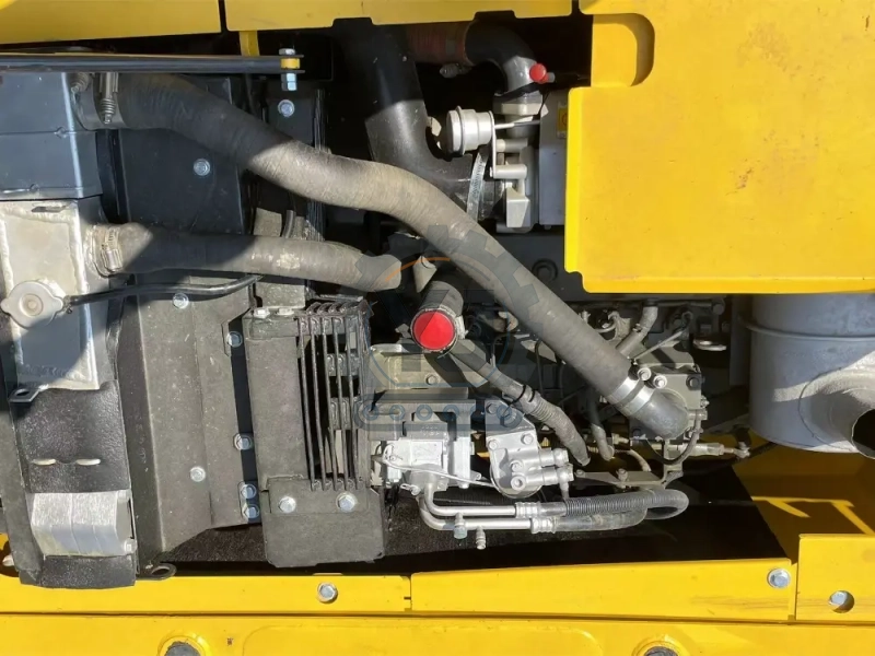 Like-New Condition original low price 13 ton PC130-7 KOMATSU used excavator PC130 EPA and CE compliant in stock hot sale