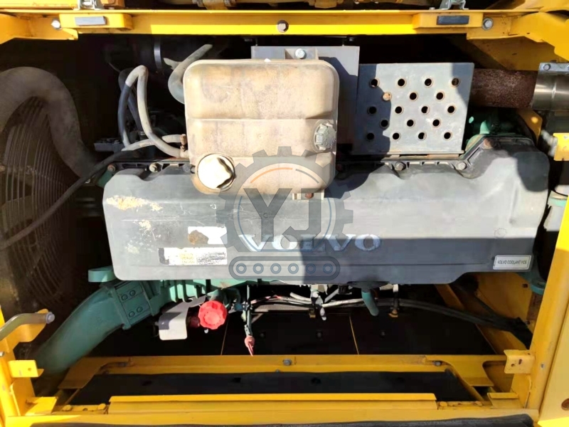 Used Volvo EC380D excavator used machinery used excavator 138KW 25tons 2m3 for sale