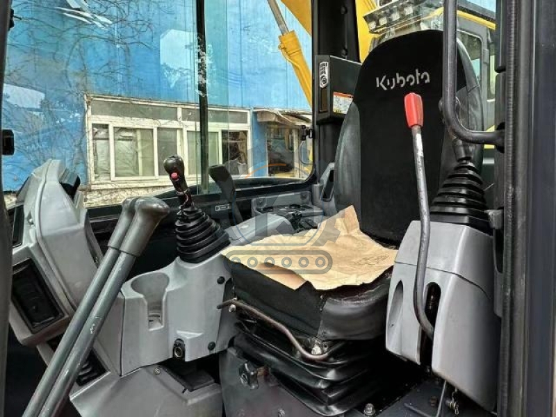 35.5KW Old Used Crawler Excavator Mini Kubota Kx163 6 Ton Digger