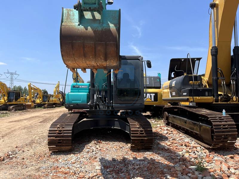 Good condition Used Excavator Kobelco SK200D for sale
