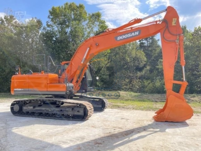 1900KW Doosan DX225LC Used Large Excavators Construction Digging Machine