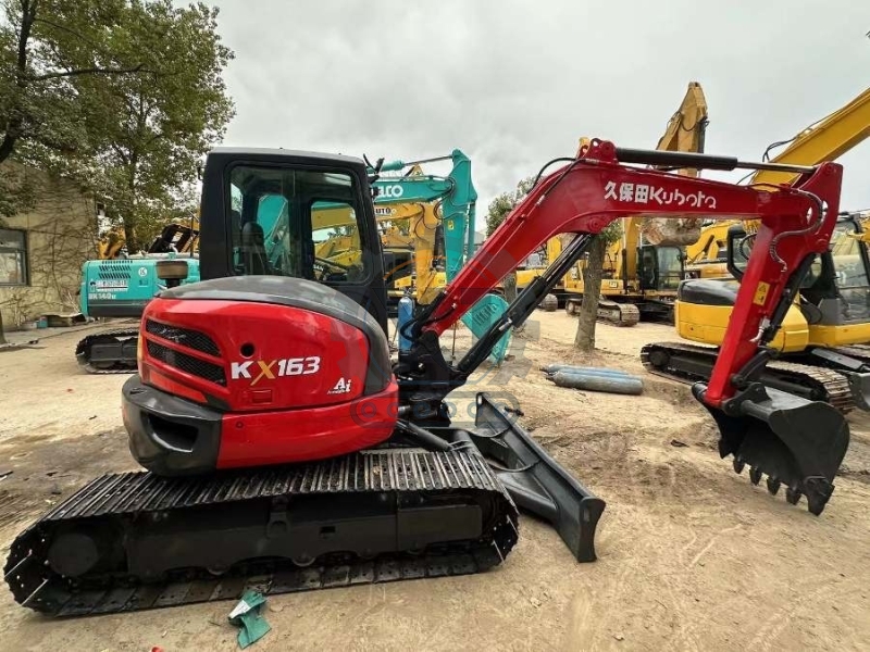 35.5KW Old Used Crawler Excavator Mini Kubota Kx163 6 Ton Digger