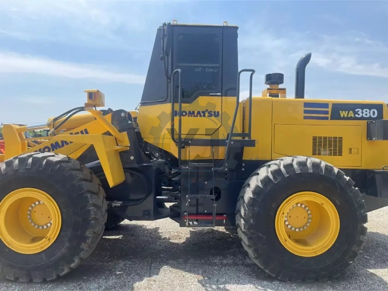 Engineering 143KW Used Komatsu Wheel Loader WA380 17 Tons