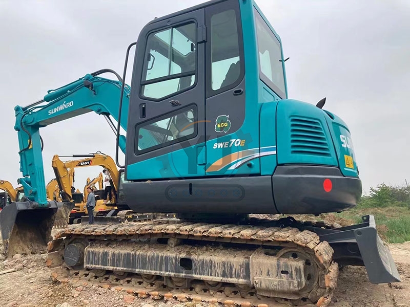Free Shipping Original Low Price Used Excavators Good Condition Sunward Swe70E