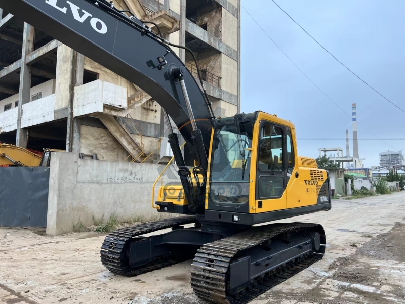 Used Volvo 210 Crawler Excavator Used excavator use machinery 107KW 21tons for sale