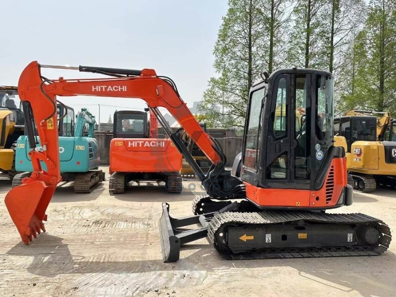Mini ZX50U Hitachi Excavator Used Construction Machinery 5T ZX50