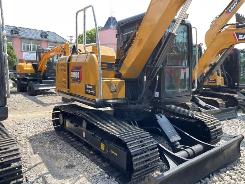 used China Second Hand Sany SY95 9.5ton Mini Excavator for Sale at a low price