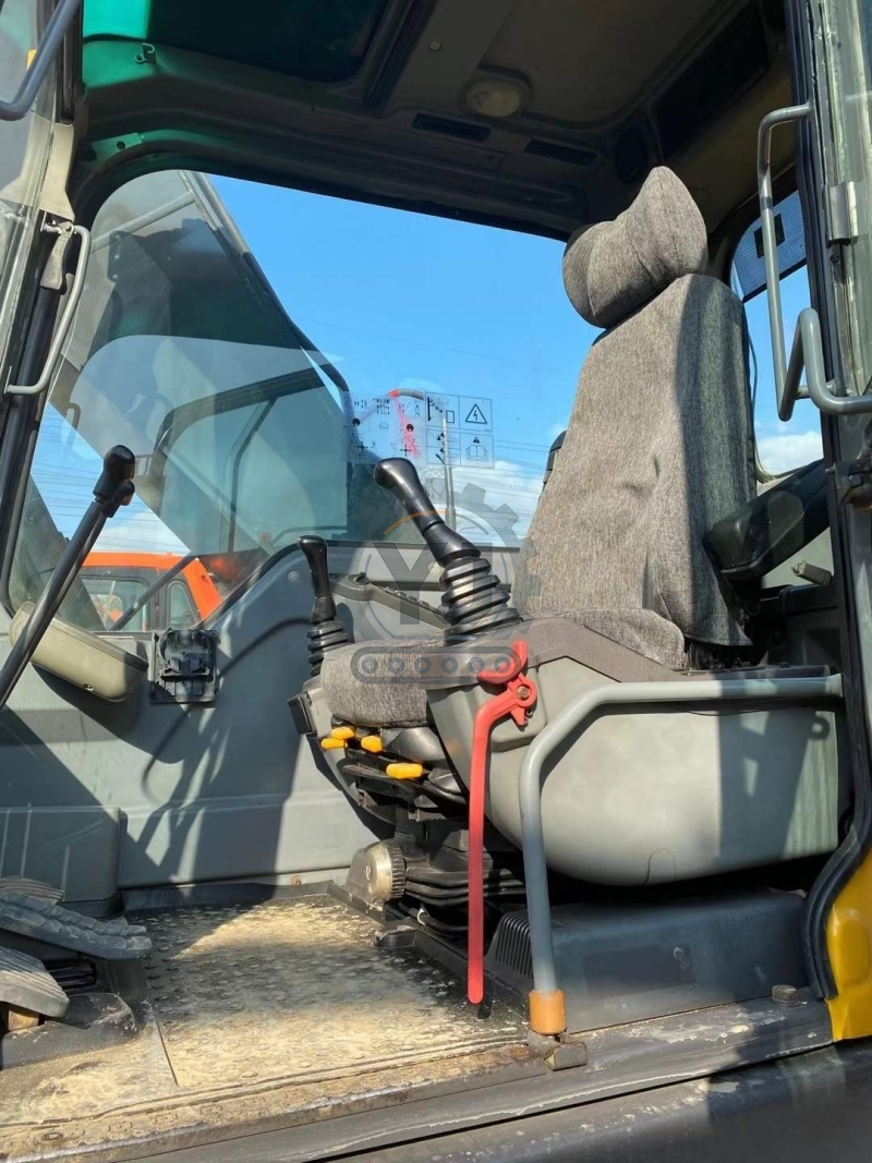 EC200D Used Volvo Excavator Earth Moving Equipment High Performance
