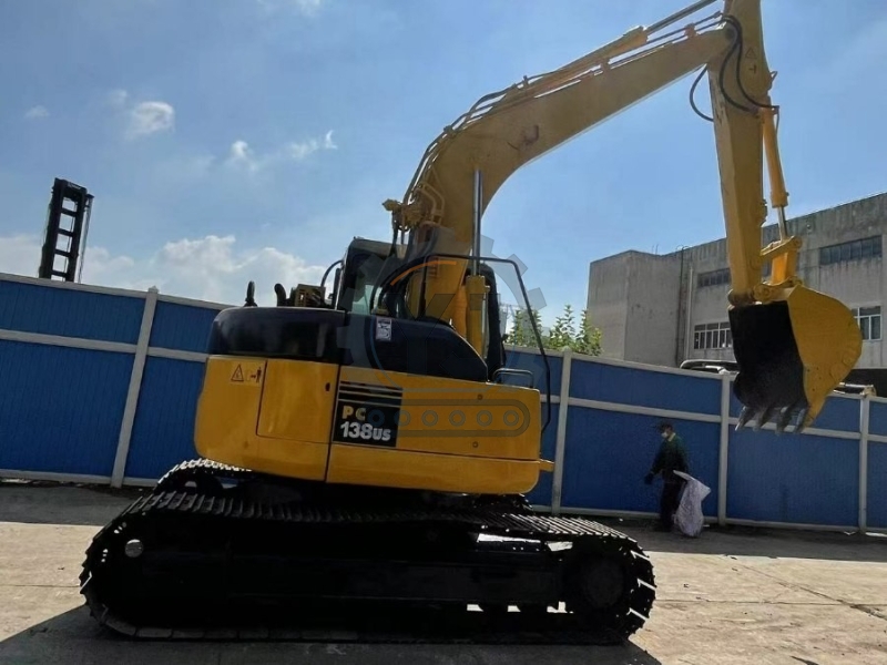 Japan Used Large Excavators Secondhand Komatsu PC138US Crawler