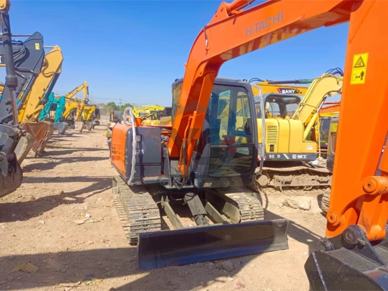 Used Hitachi Zx60 Mini Digger Cheap Price Original Machine Hitachi Excavator for Sale
