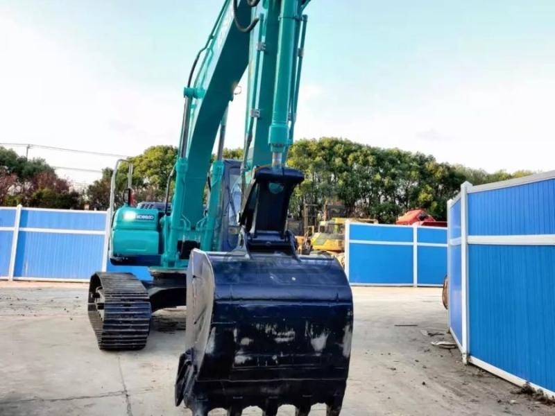 SK210 Used Kobelco Excavator Second Hand Construction Machine 114KW