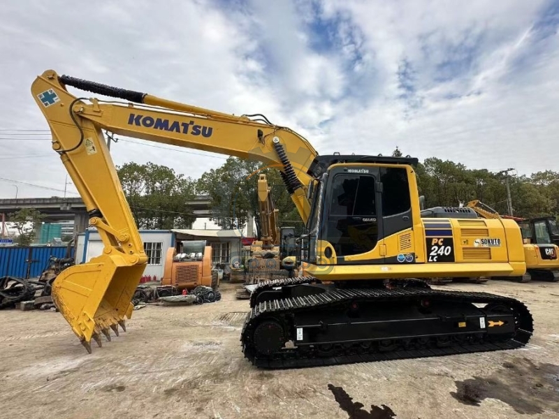 Midi Used Komatsu Excavator PC240-8 Urban Construction Machinery