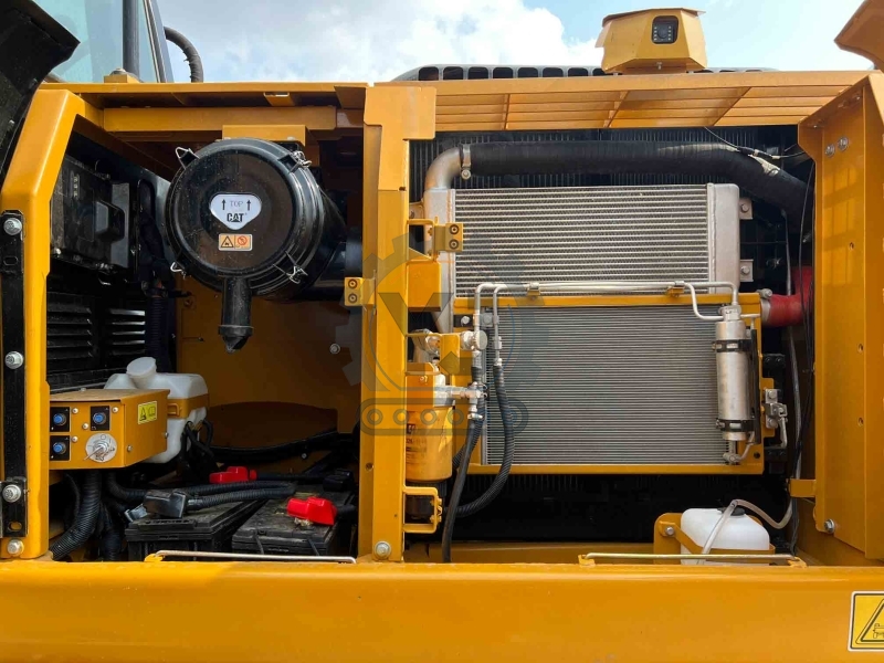 118KW Used Excavator Equipment Caterpillar 323D2 Hydraulic Crawler Excavators
