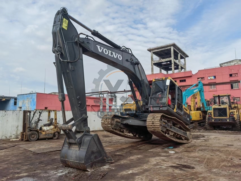 Volvo EC290B used heavy excavators crawler