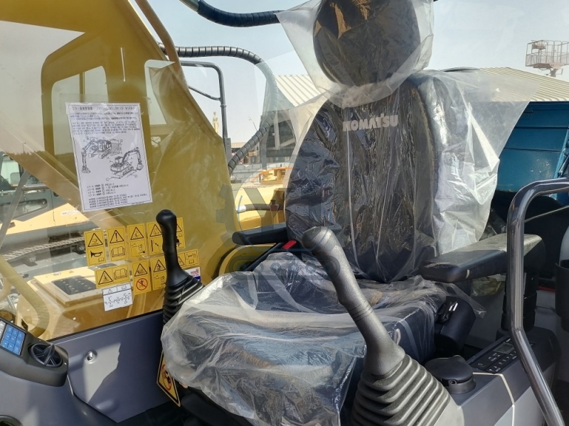 PC210 Price Low Japan Komatsu PC210-10 PC210-10mo Excavator