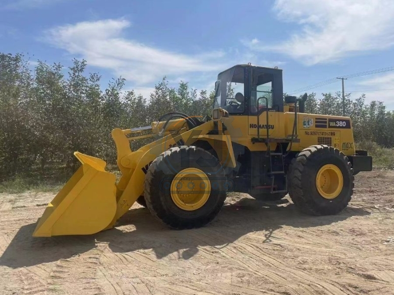 Engineering Used Komatsu Wheel Loader WA380-3 High Power 16360KG