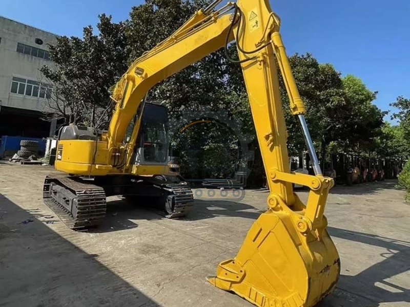 Japan Used Large Excavators Secondhand Komatsu PC138US Crawler