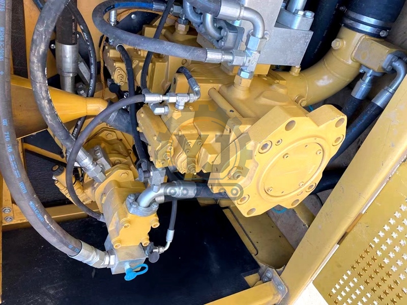 Used Hydraulic CAT 390D Excavator, CAT 390D Large Rega Excavator in Stock