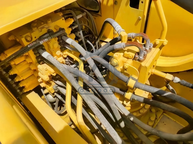 Factory Outlet Good Condition Original Japan Used Komatsu PC270 27 tons Track Excavator For Construction