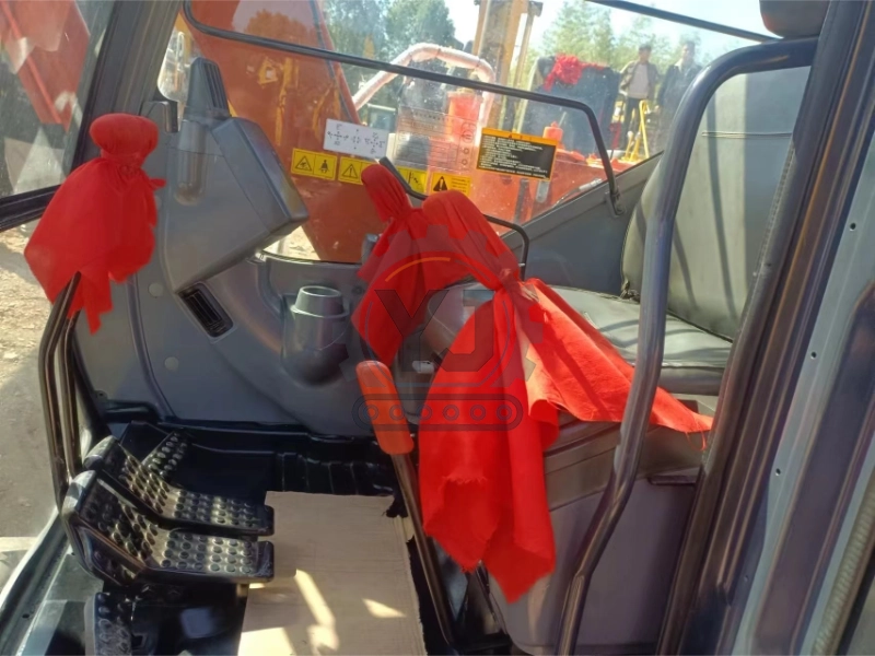 Used Hitachi Zx60 Mini Digger Cheap Price Original Machine Hitachi Excavator for Sale