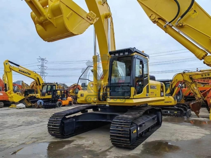 Used KOMATSU PC300-8 300-8 PC300 Excavators PC300-8N1 30 Ton Japan Original Diggers Cheap Price for Sale