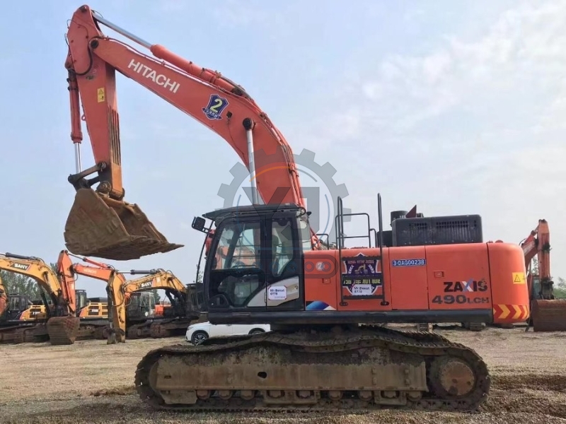 Large Scale ZX490 Used Hitachi Excavator 49T Crawler Digger ISURU Engine
