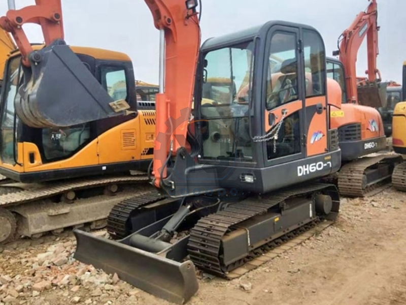 Doosan DH60-7 Second Hand Mini Excavator Backhoe Crawler IOS Certificated