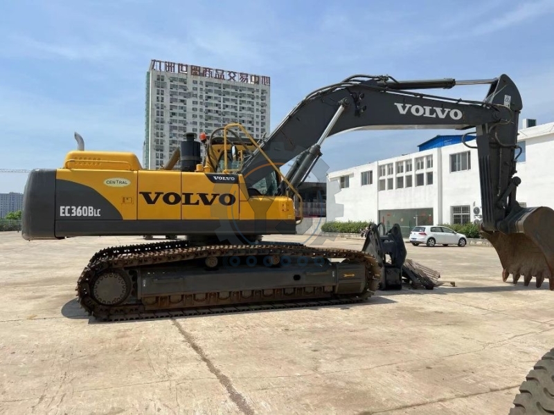 36 Ton EC360B Used Volvo Diggers Crawler Second Hand Earth Moving Equipment