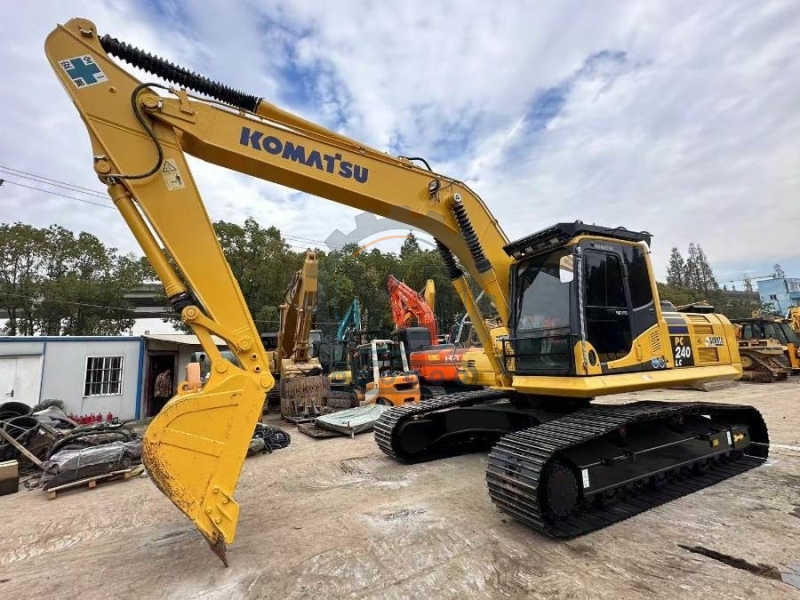 Midi Used Komatsu Excavator PC240-8 Urban Construction Machinery
