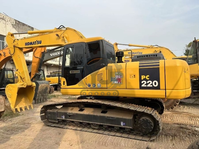 Secondhand Hydraulic Komatsu Mining Excavator Machinery PC220-7 22840KG