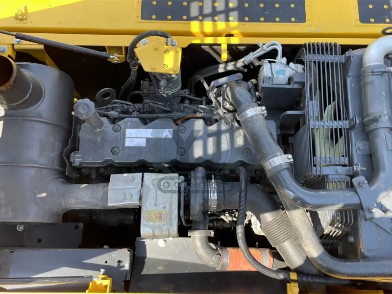 Japanese Hydraulic Used Komatsu PC200-8 Excavator Machine 2000KW 19Tonne