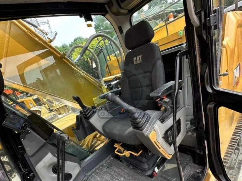 Hydraulic Caterpillar 320GC Used Large Excavators Trackhoes 110KW