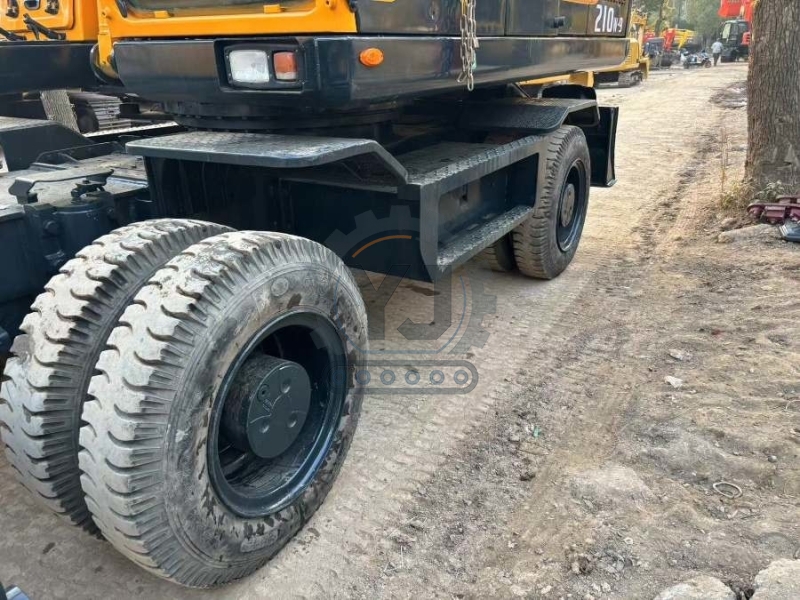R210w-9 Wheel Used Hyundai Excavator 21950KW 21 Ton For Construction