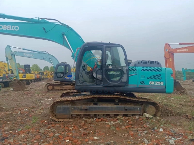 90 new Used Excavator Kobelco SK250 for sale
