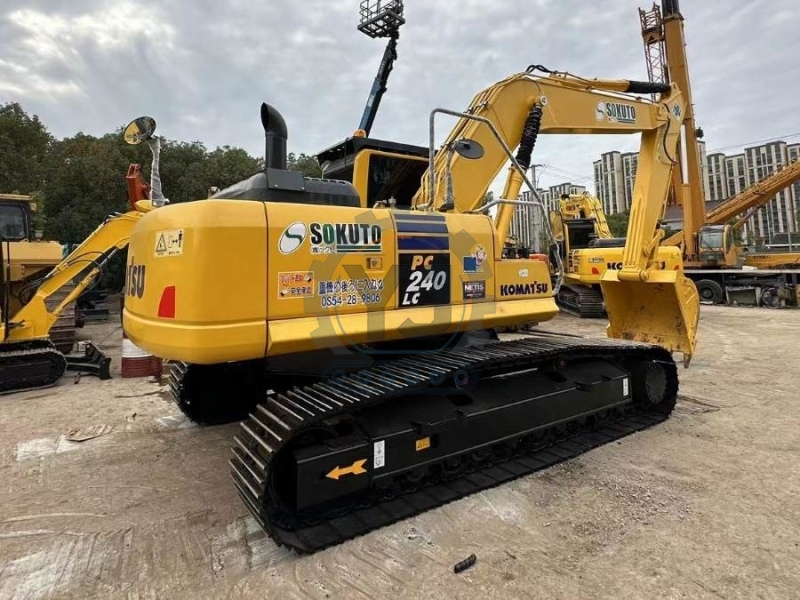 Midi Used Komatsu Excavator PC240-8 Urban Construction Machinery