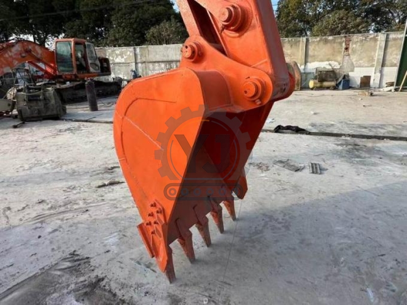 Japan Original Used Hitachi ZX200 Hydraulic Crawler Excavator Second Hand Machinery 100KW Power