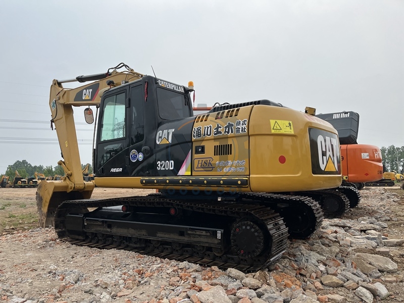 20 Ton Used CAT Excavator 320D Repossessed Earthmoving Equipment