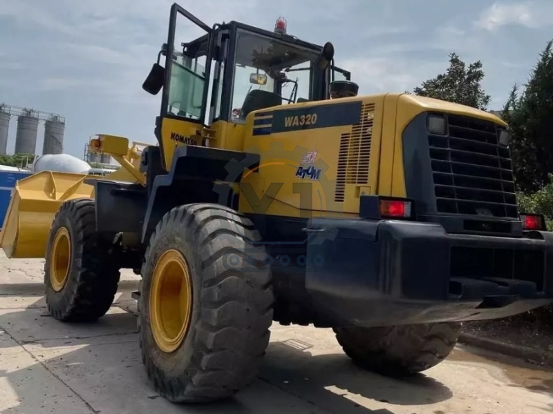 Komatsu WA320 Used Front Loader Wheel Loaders Construction Machinery 4000KG
