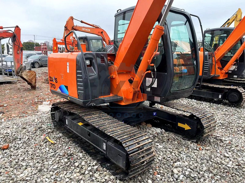 Little Working Hours Used Hitachi Zx70 Excavator Japan Original Used Mini Hitachi Zx70 Excavator