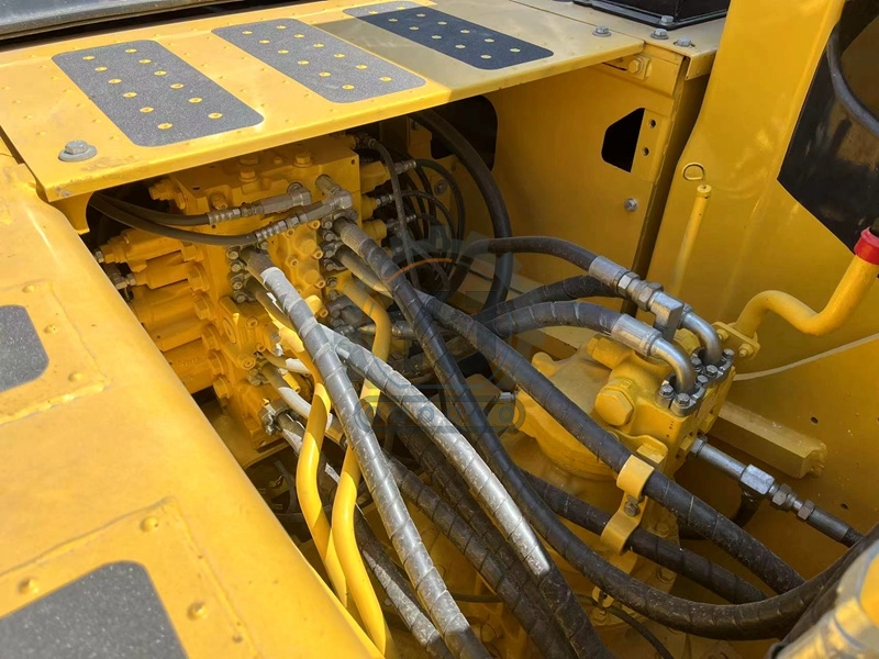 PC220-8 Used Komatsu Excavator 2022 Year Nearly New