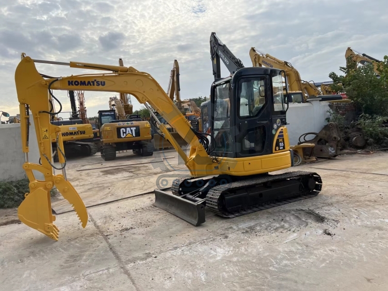 Used KOMATSU PC55MR Excavator 5 Ton Mini Crawler for Household Garden Digger Second-Hand Engine Motor Gear Available