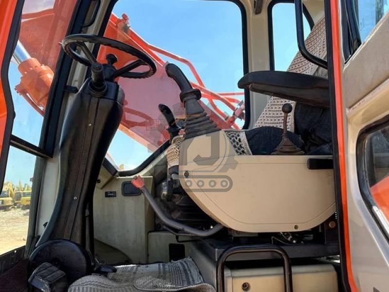Hydraulic Terrain Wheeled Used Doosan Excavator DH150W 12Tonne