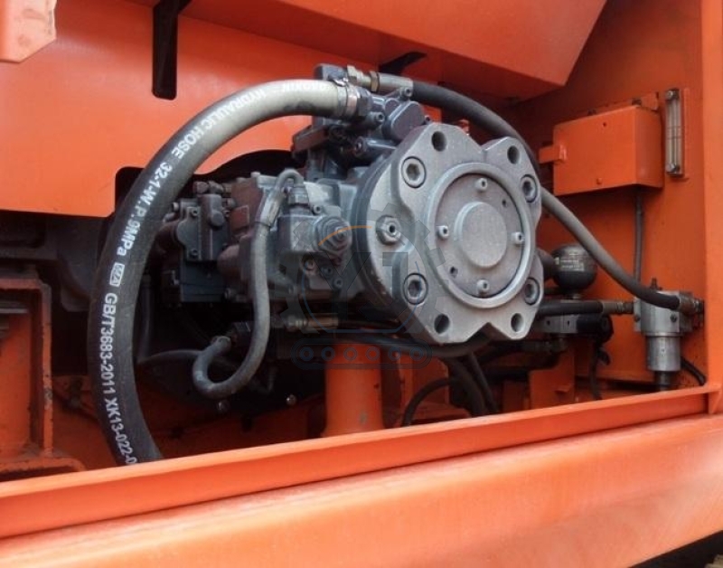 1900KW Doosan DX225LC Used Large Excavators Construction Digging Machine